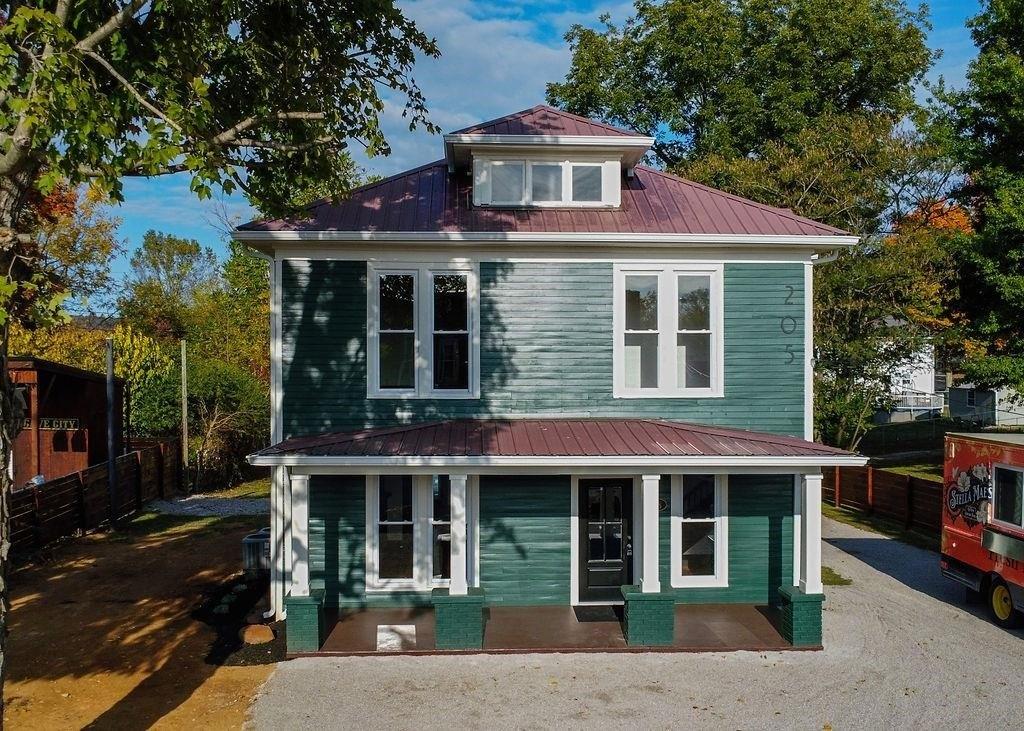 Property Image for 205 Broadway Street