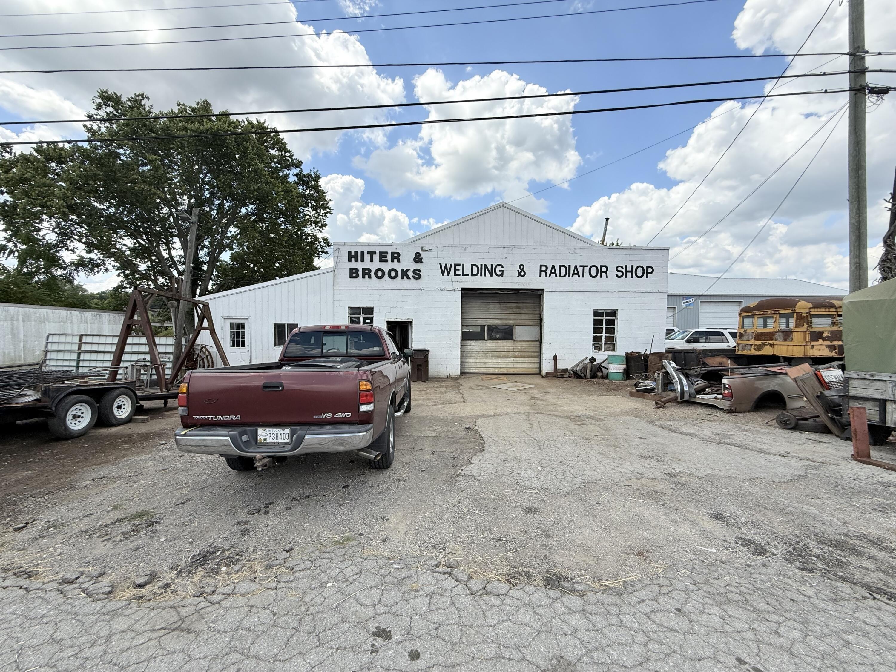 Property Image for 1824 Louisville Road