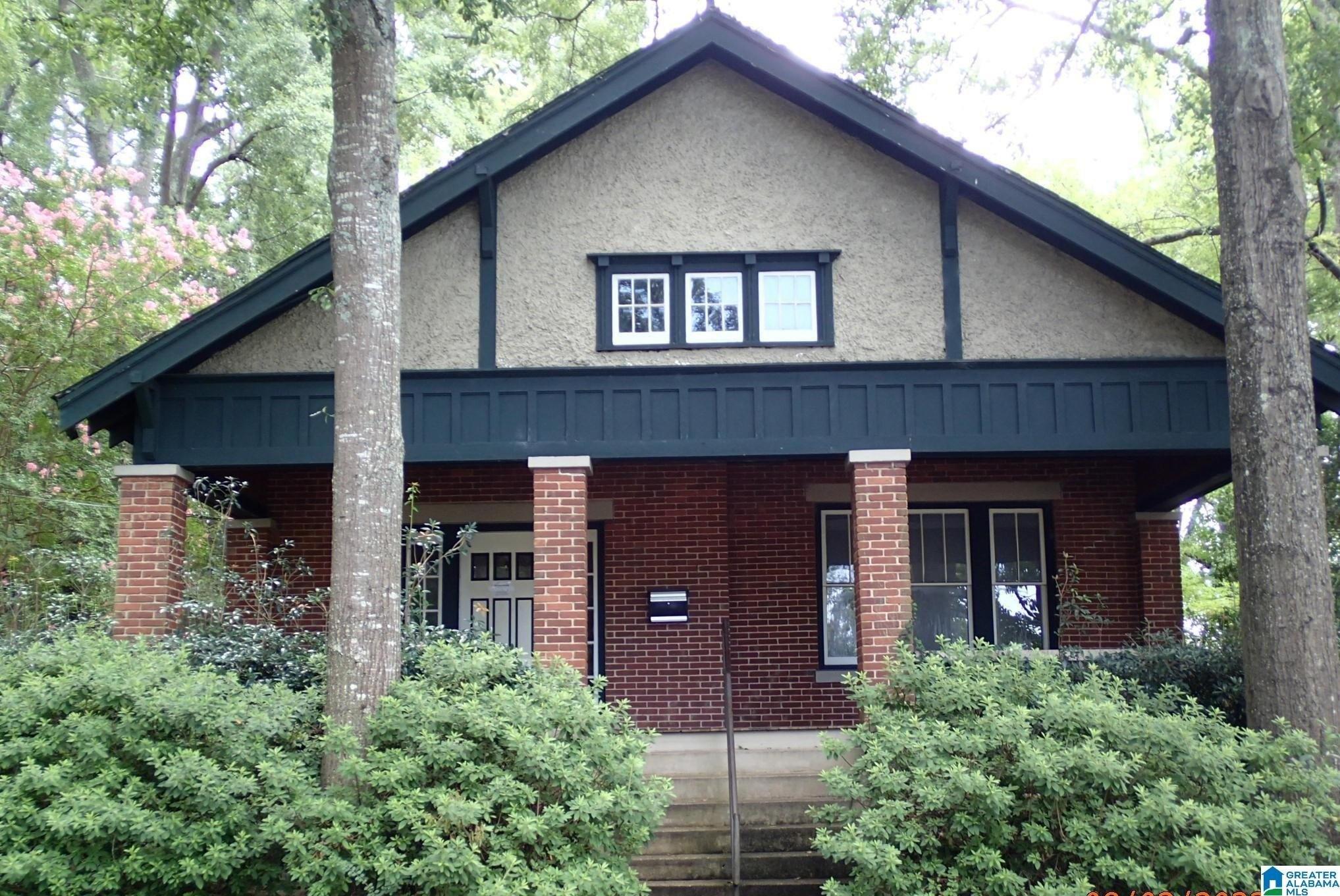 Property Image for 101 E 1st Street