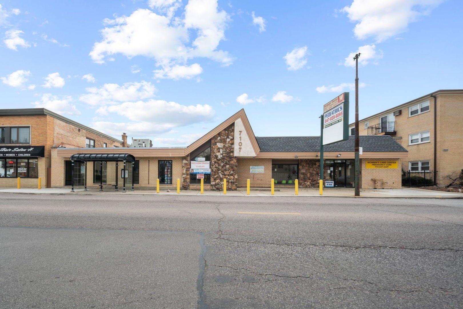 Property Image for 7107 W Belmont Avenue 1E