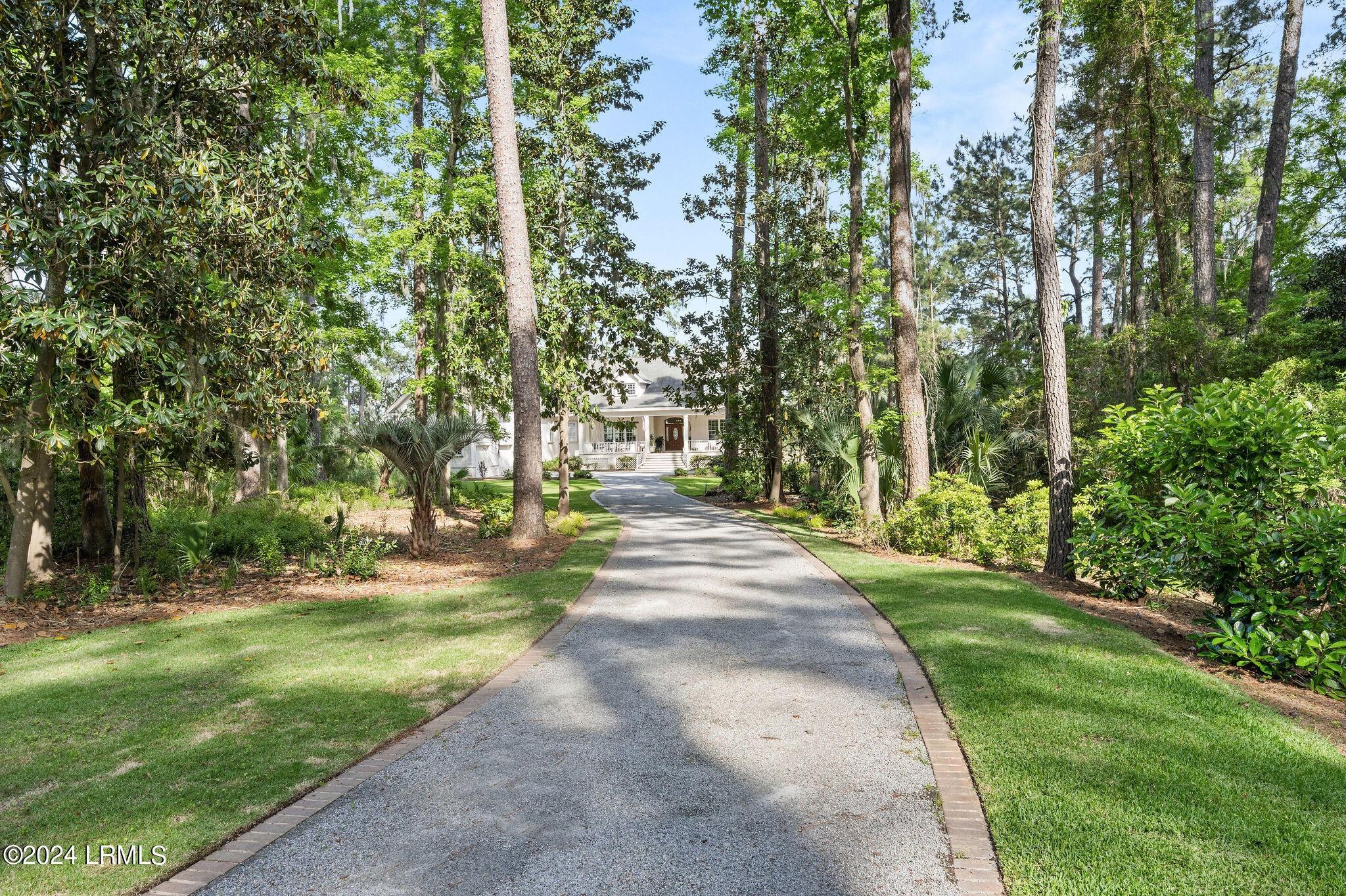 Property Image for 19 River Bend Drive