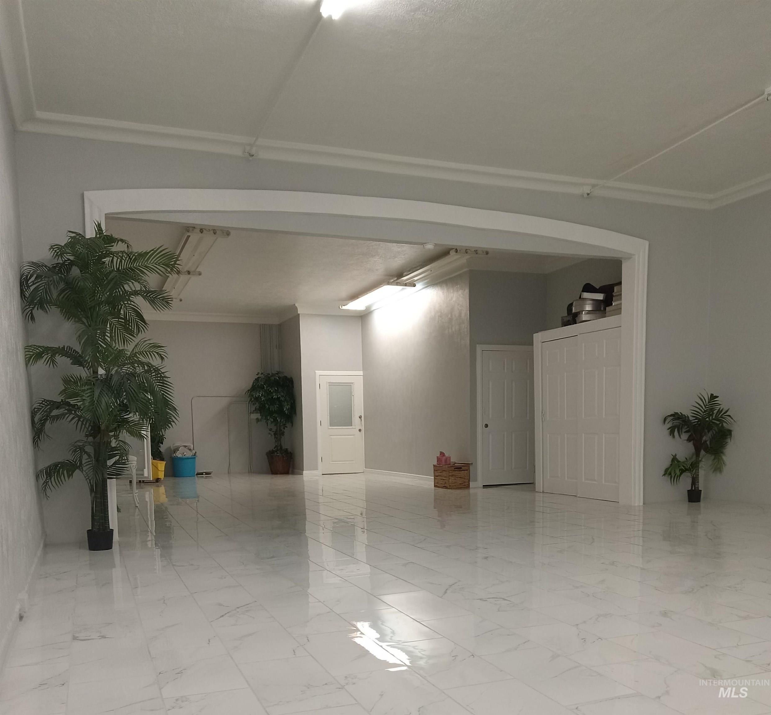 Property Image for 1221 Overland Ave