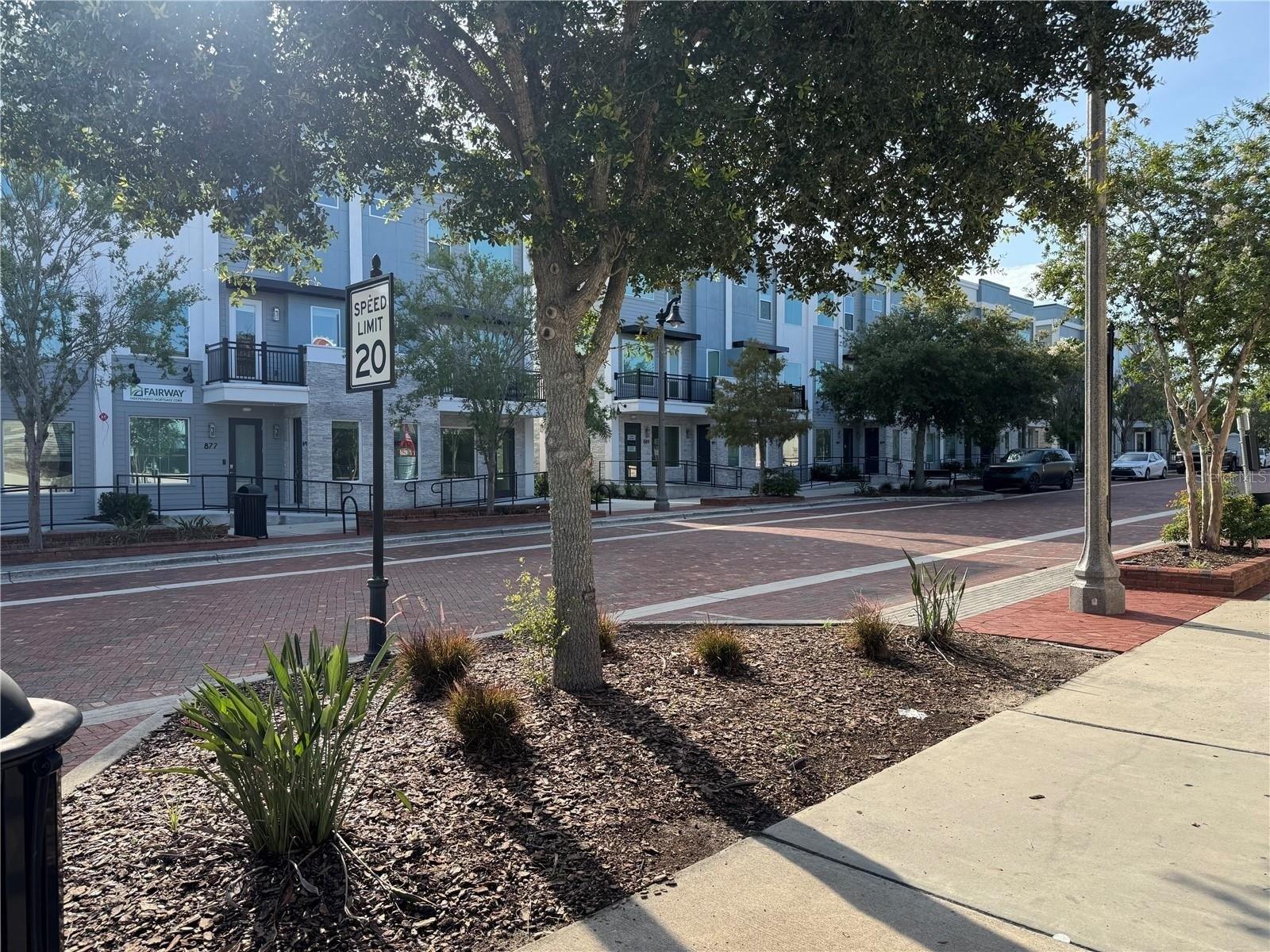 Property Image for 889 City Walk Lane C-1 - Or