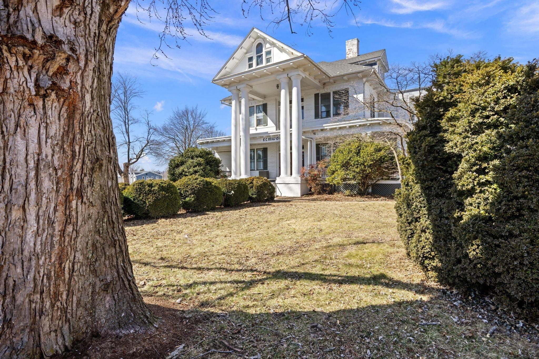 Property Image for 1211 North Main St