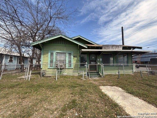 Property Image for 3203 W Commerce