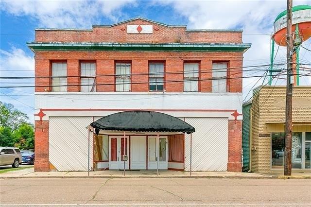 Property Image for 302 E RAILROAD Avenue B
