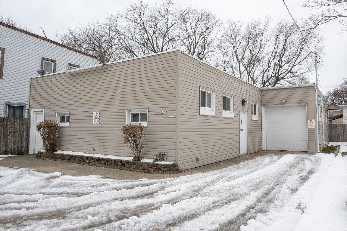 Property Image for 808 W 18TH Street