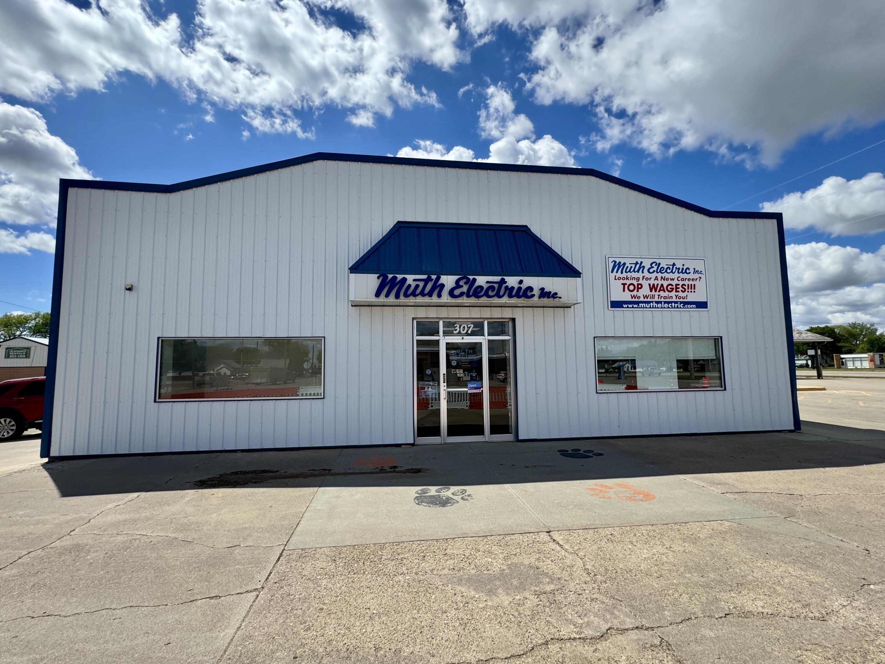 Property Image for 307 Dakota Ave N