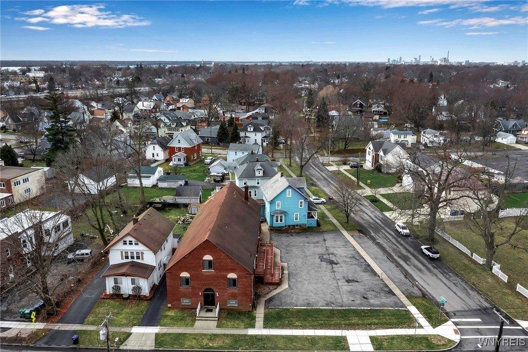 Property Image for 646 Cayuga Drive