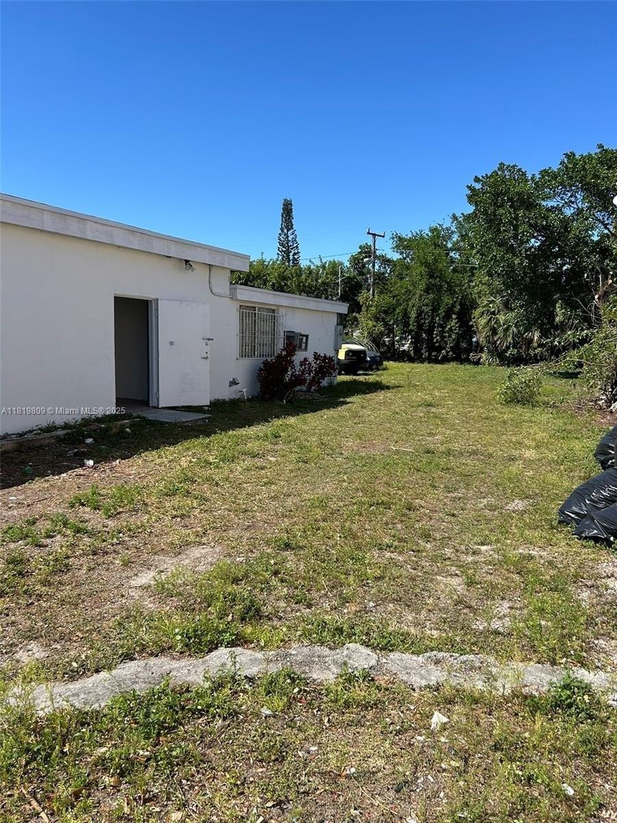 Property Image for 5911 W Hallandale Beach Blvd