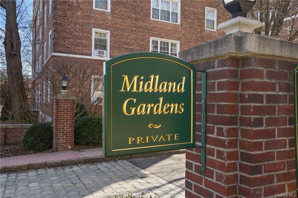 Property Image for 5 Midland Gardens 4K