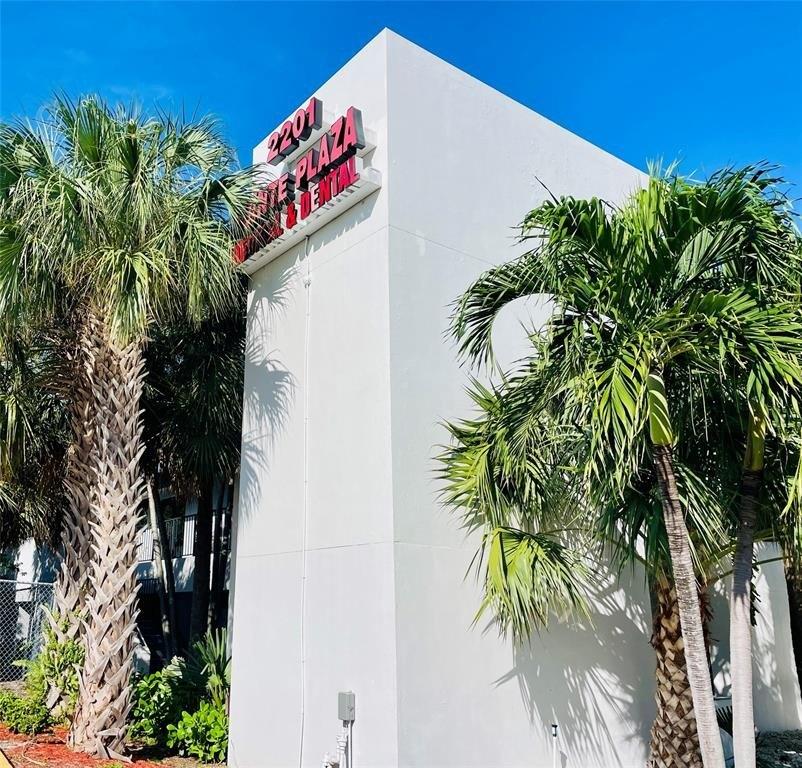 Property Image for 2201 NE 52nd St