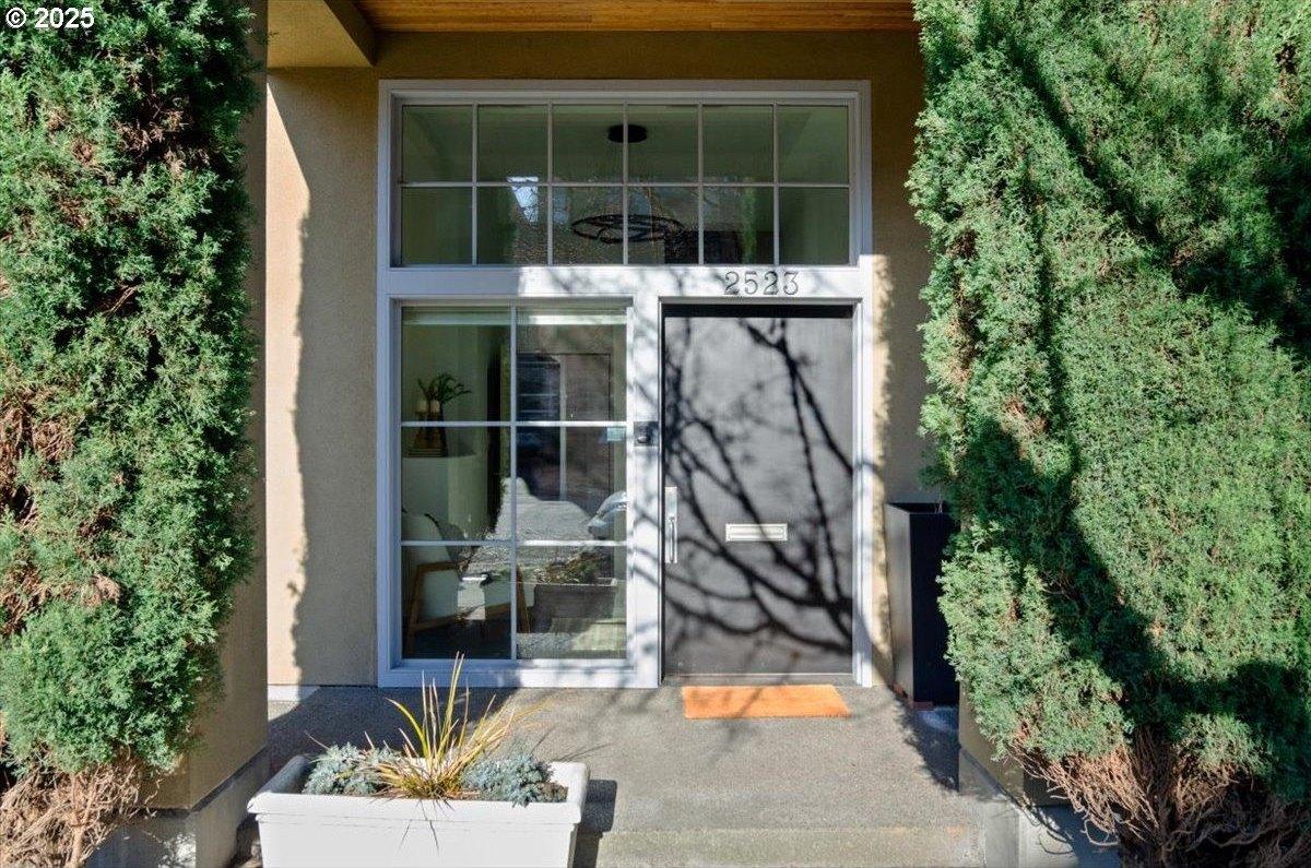 Property Image for 2523 Nw Upshur St