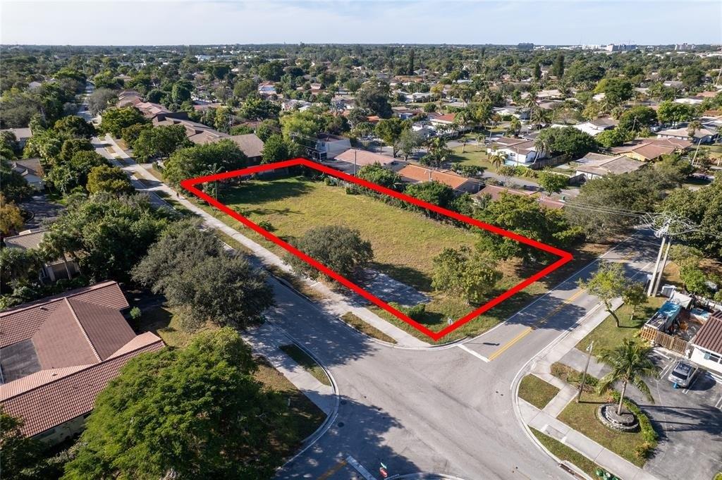 Property Image for 3990 Woodside Drive