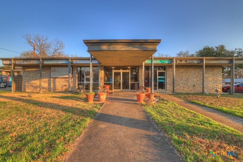 Property Image for 705 W Hopkins Street