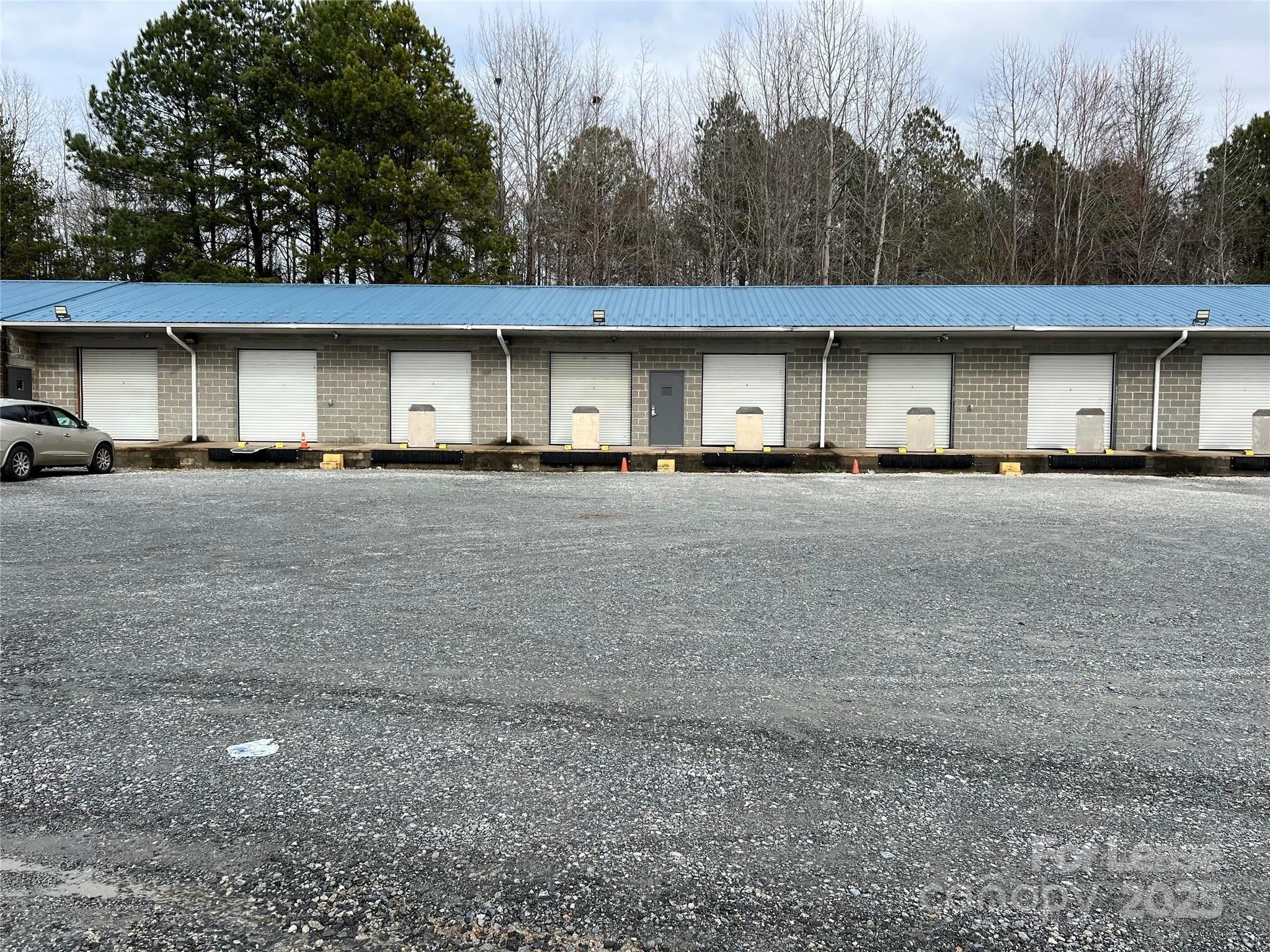 Property Image for 635 Industrial Avenue