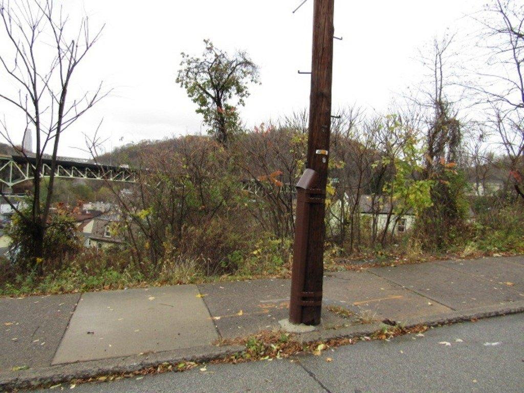 Property Image for 215 Greenfield Ave