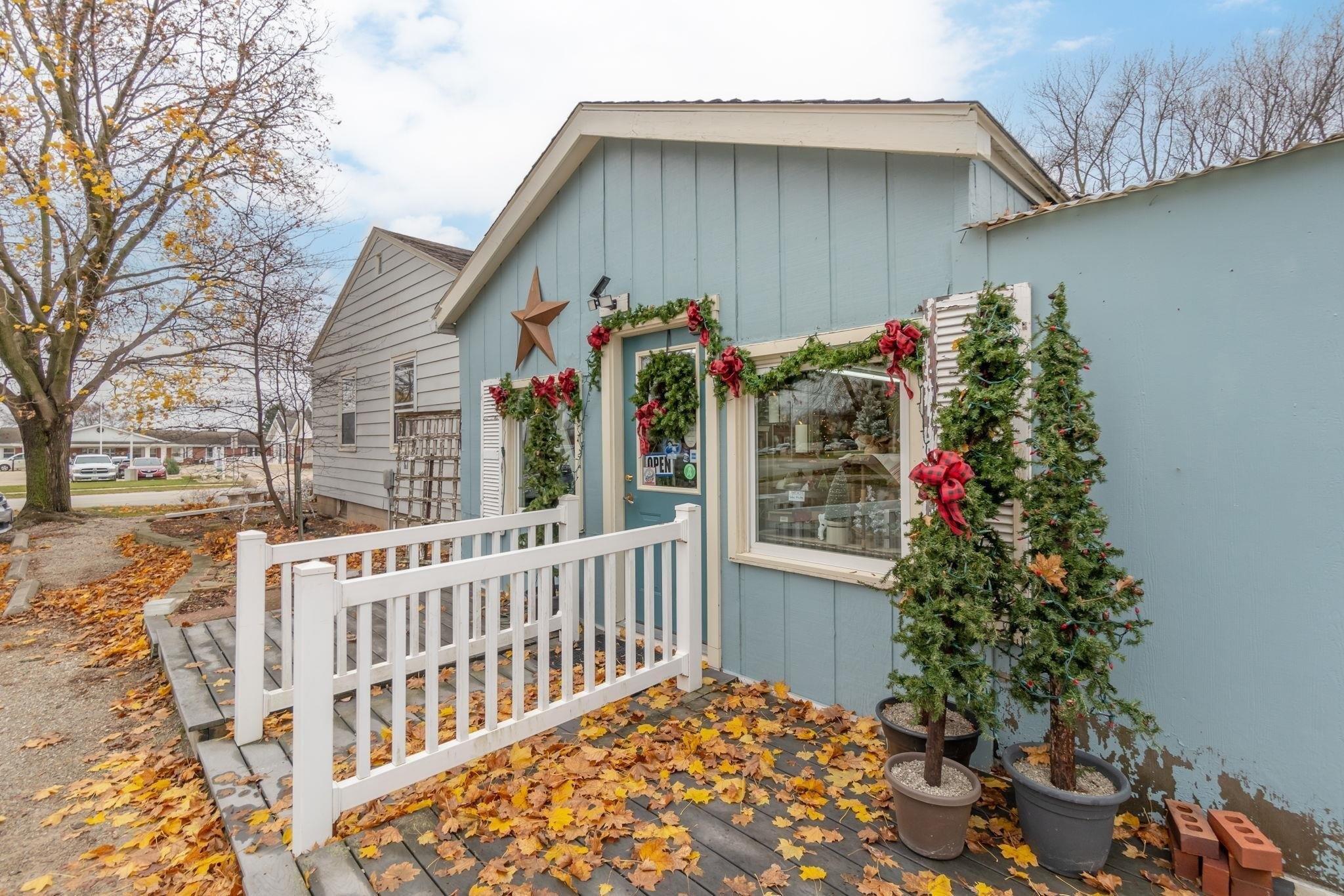 Property Image for 918 W 1st Street