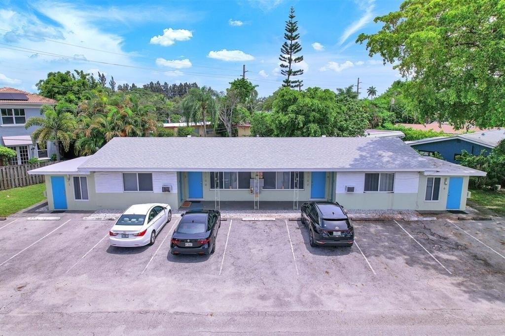 Property Image for 1100 NE 18th Ct 1-8