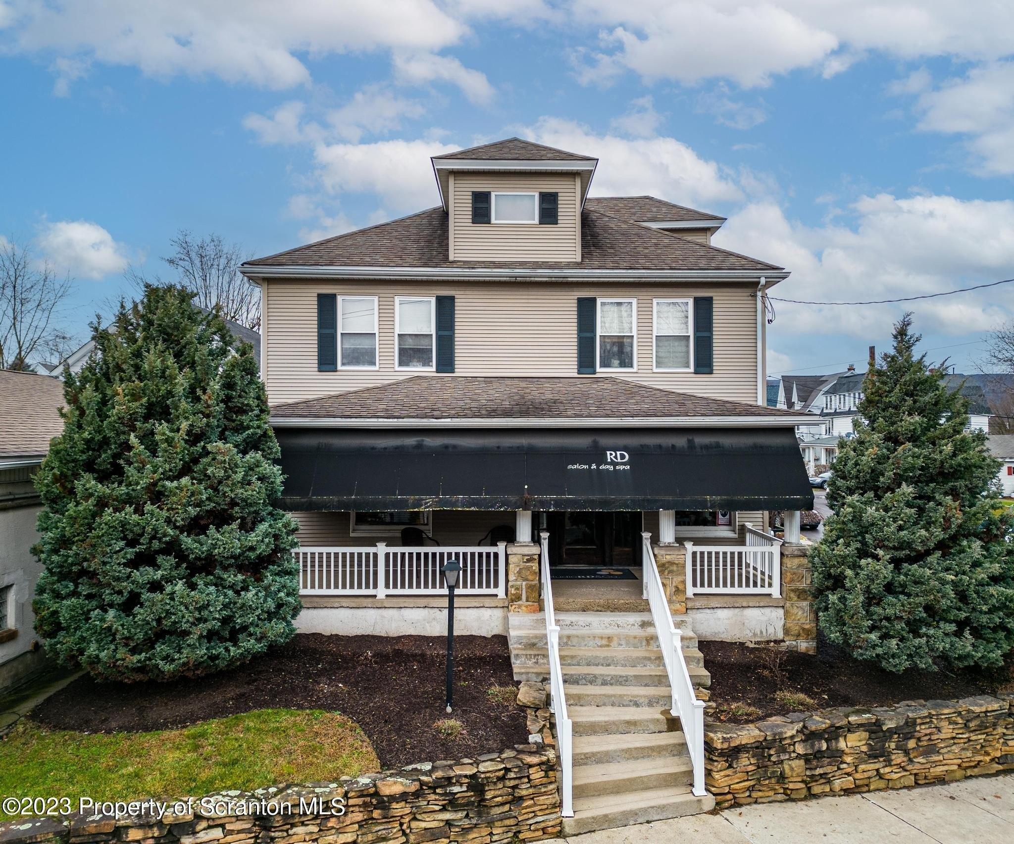 Property Image for 924 S Main Avenue