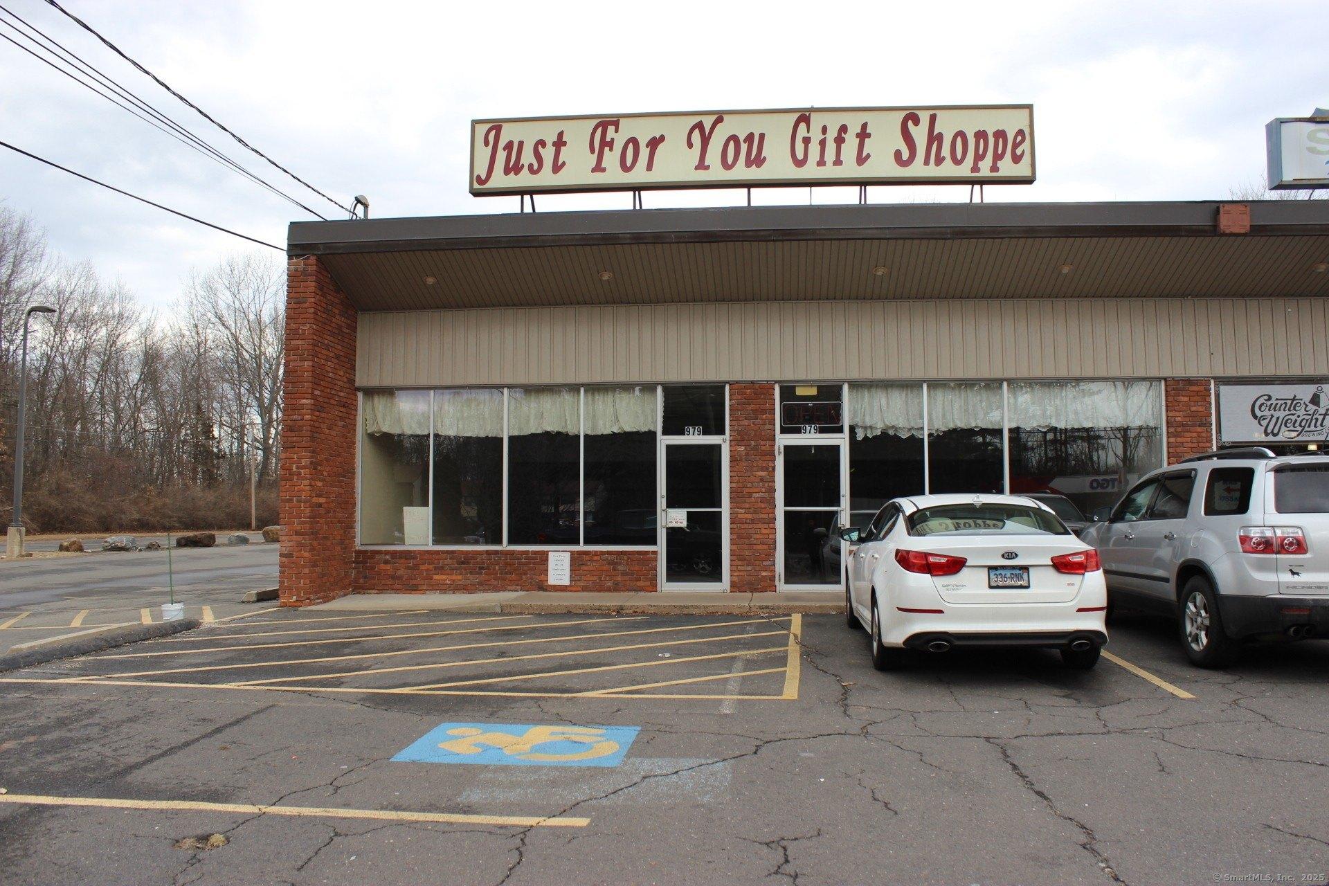 Property Image for 979 Meriden Waterbury Turnpike 1