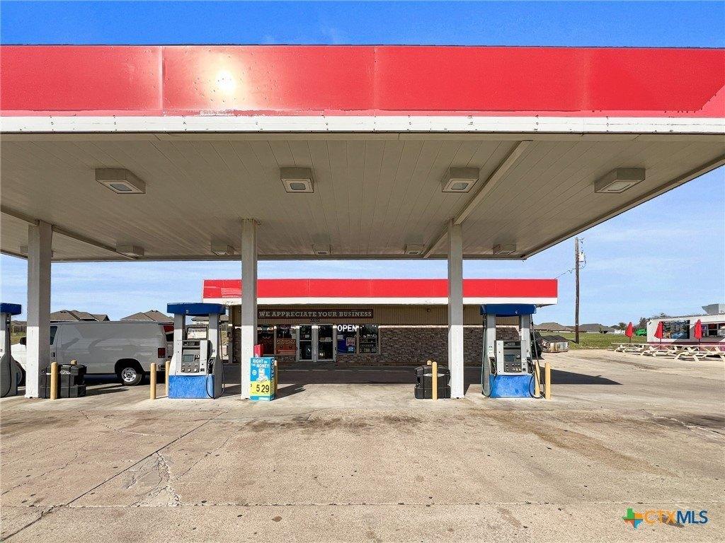 Property Image for 22222 SE HK DODGEN LOOP Loop