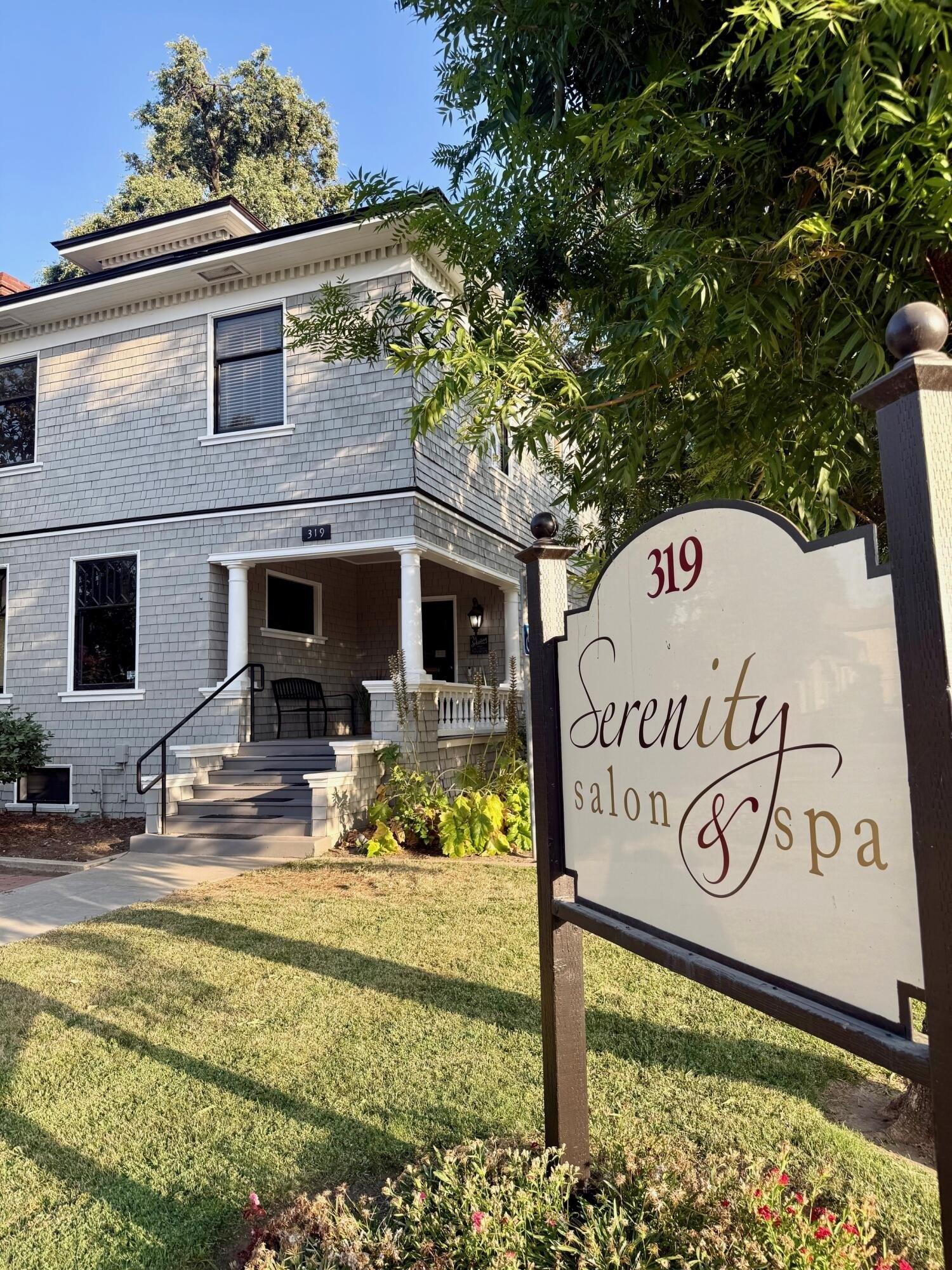 Property Image for 319 W School Ave Avenue