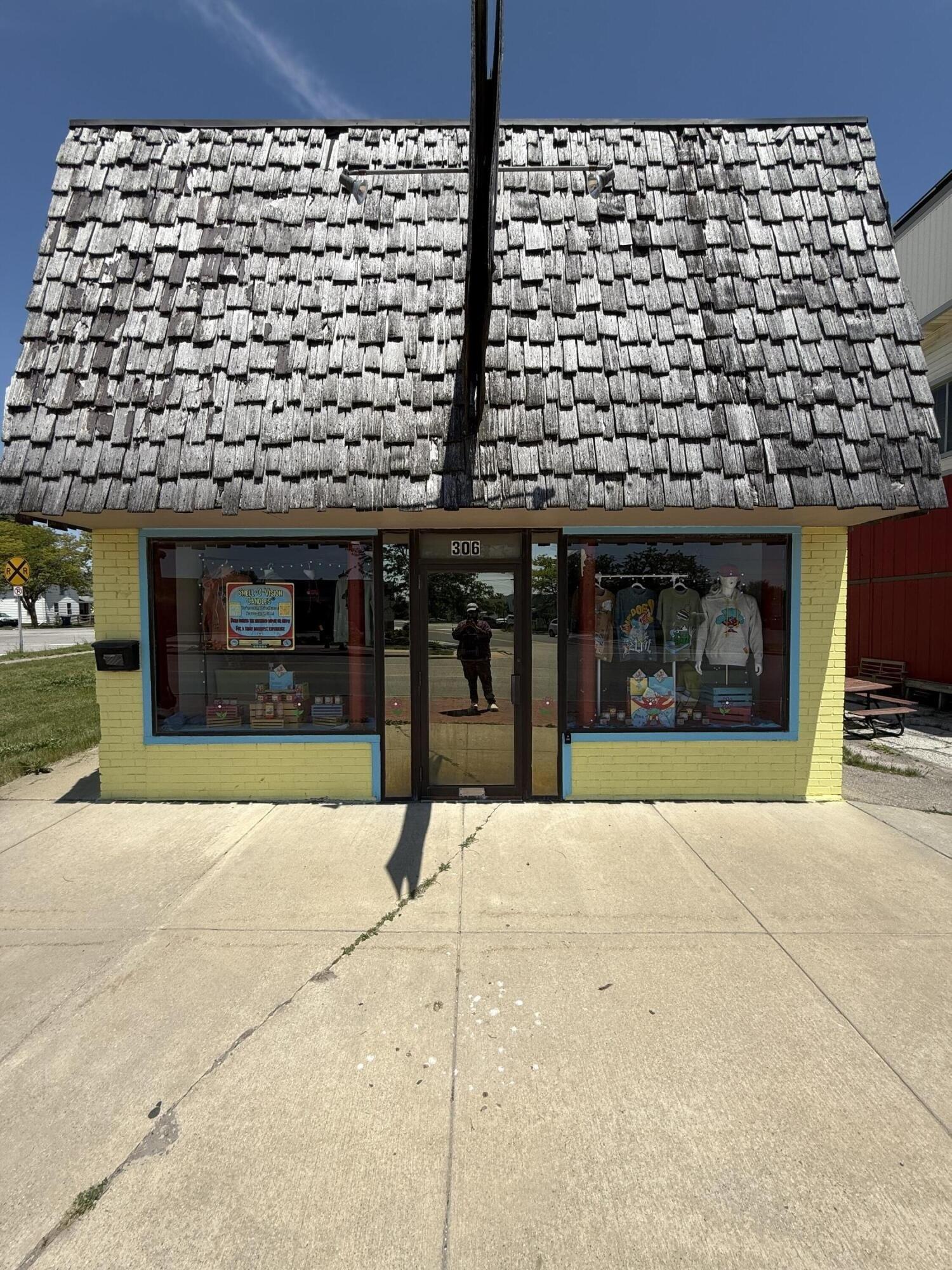 Property Image for 306 Salzburg Avenue