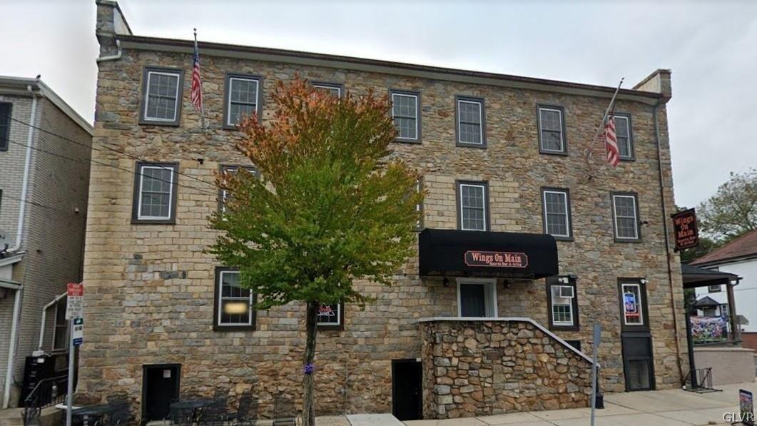 Property Image for 605 Main Street