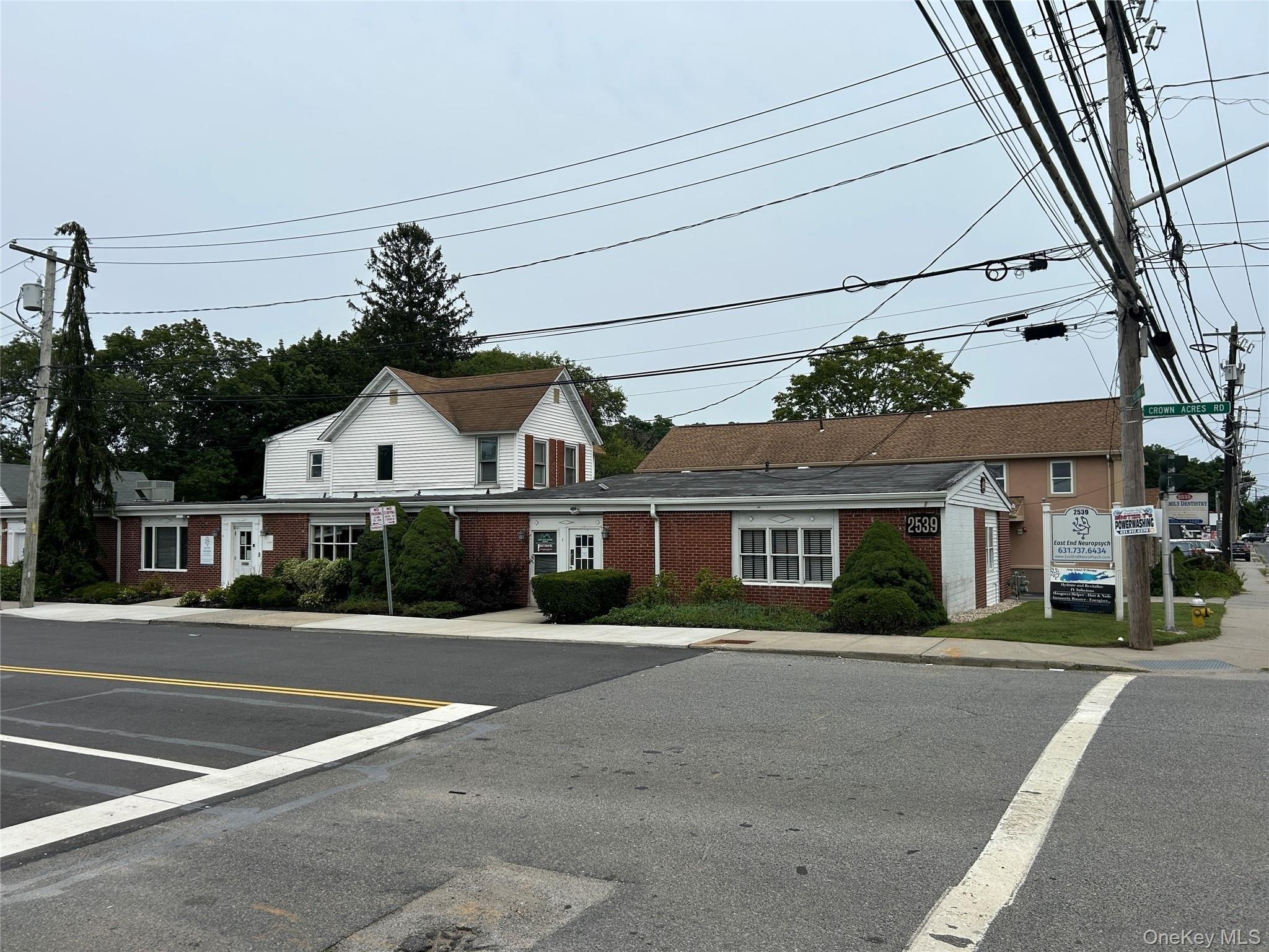 Property Image for 2539 Middle Country Road