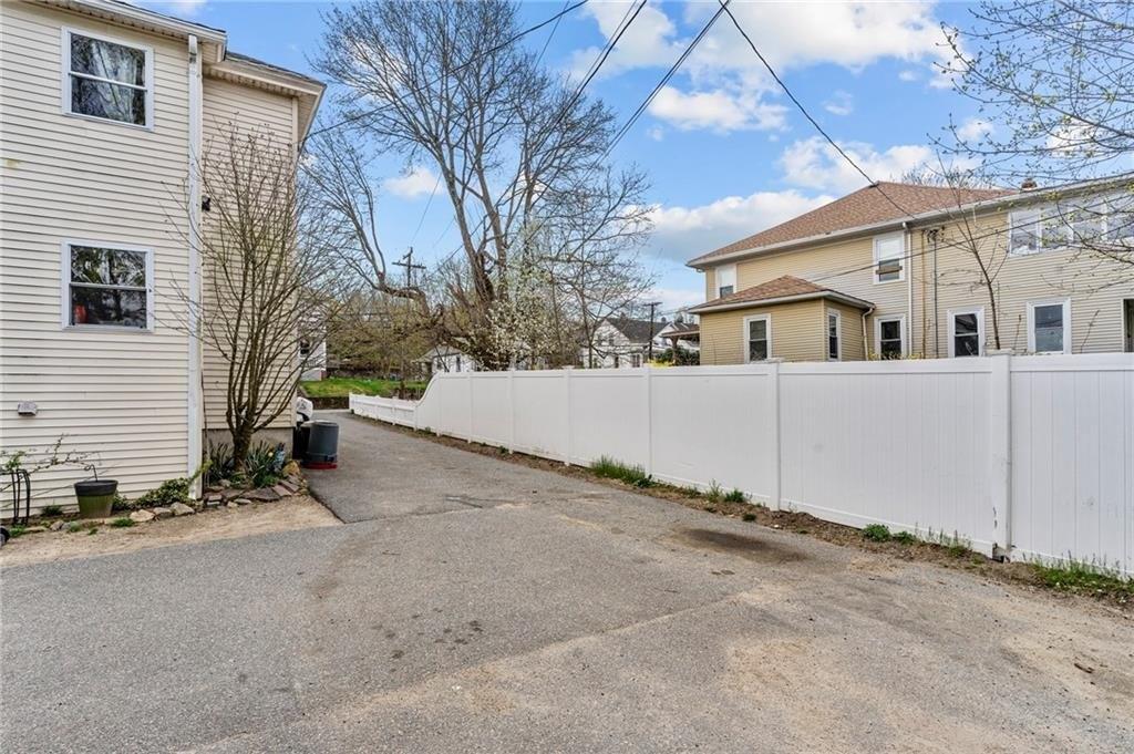 15 Phenix Avenue, West Warwick, RI 02893 MLS 1357156 CENTURY 21