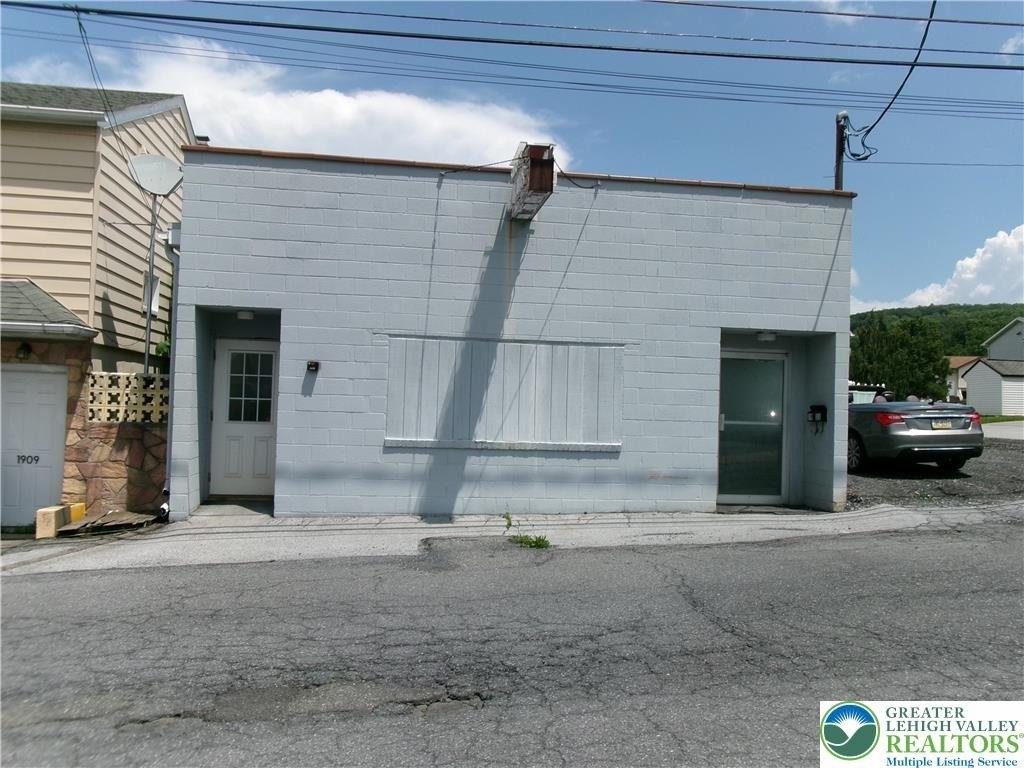 Property Image for 1911 S Bradford Street