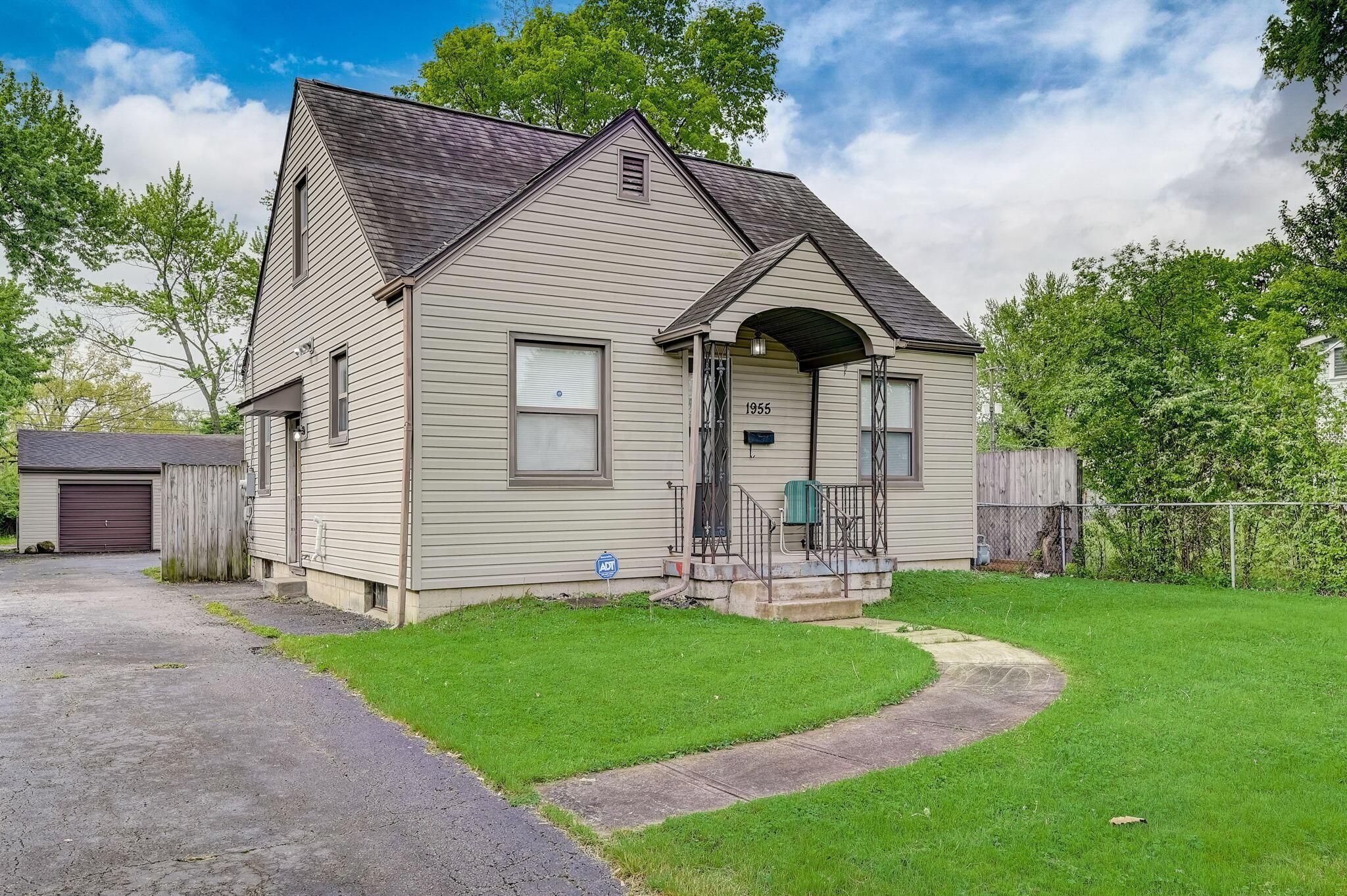 Property Image for 1955 W Mound Street