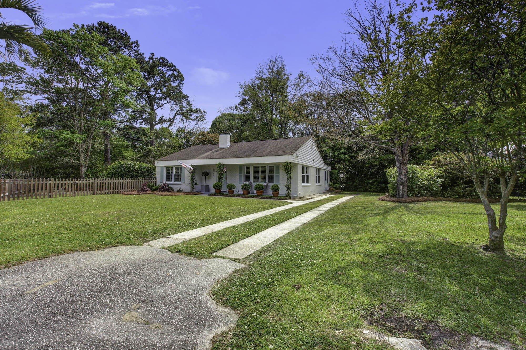 Property Image for 1203 Parkwood Estates Drive