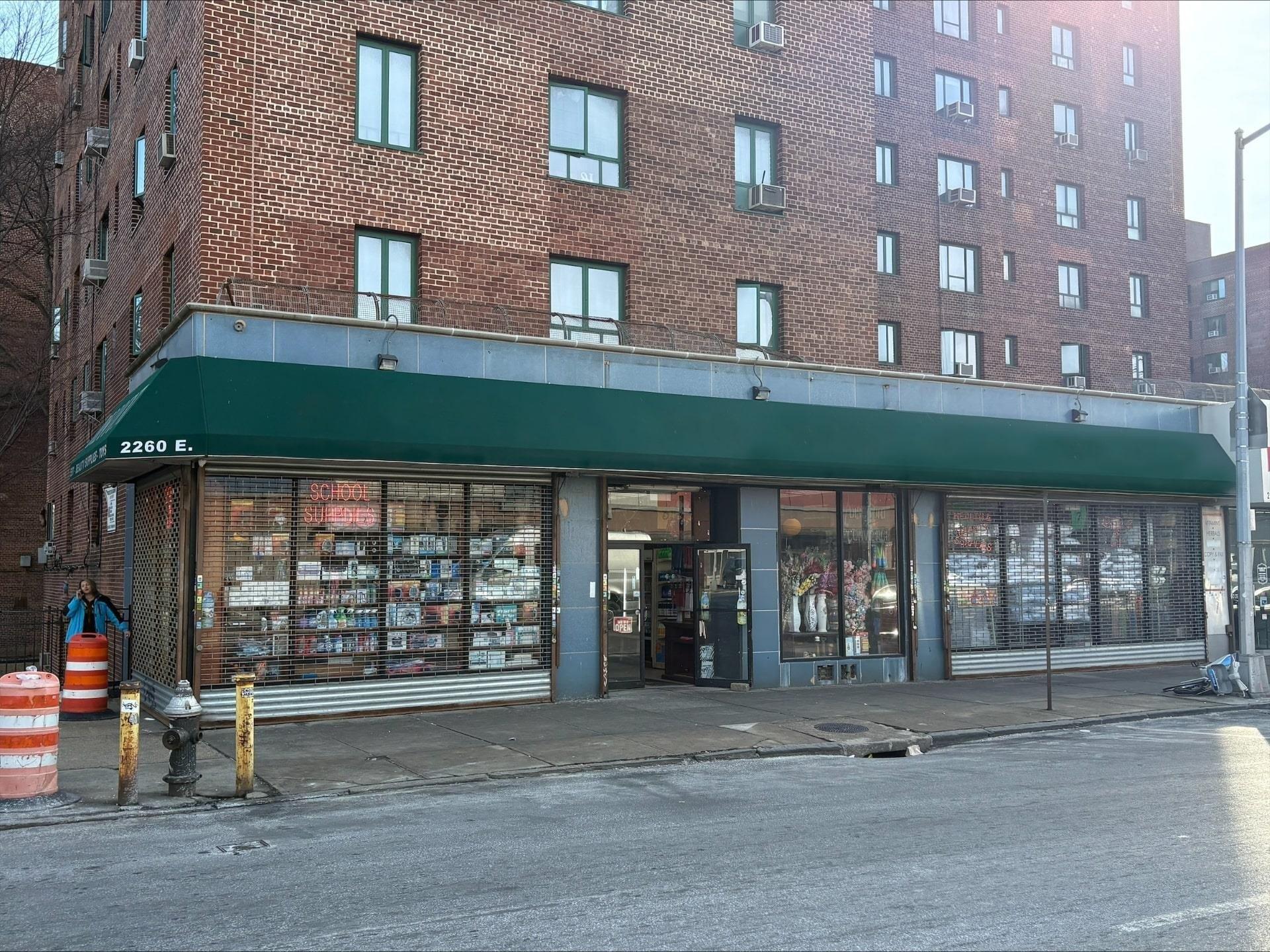 Property Image for 2260 E East Tremont