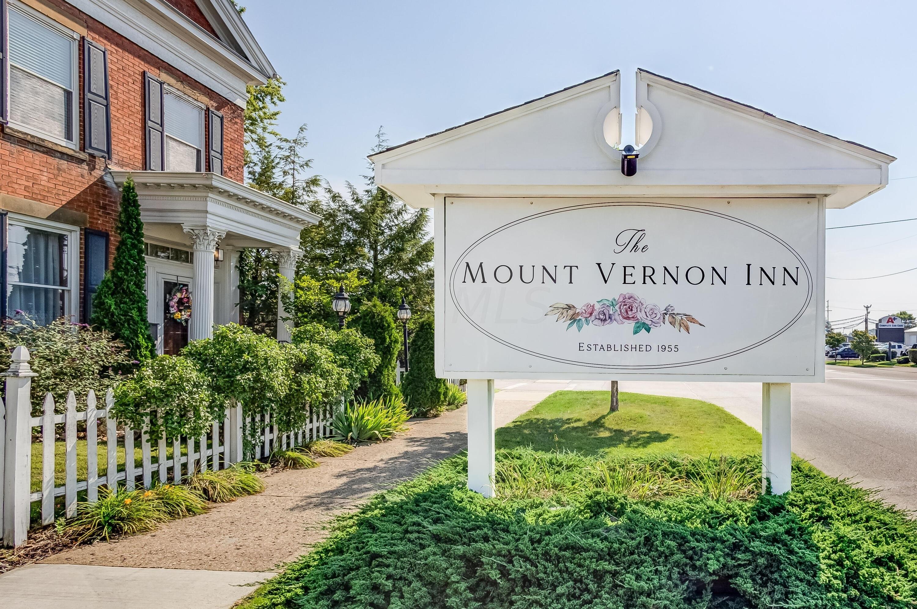 Property Image for 601 W High Street