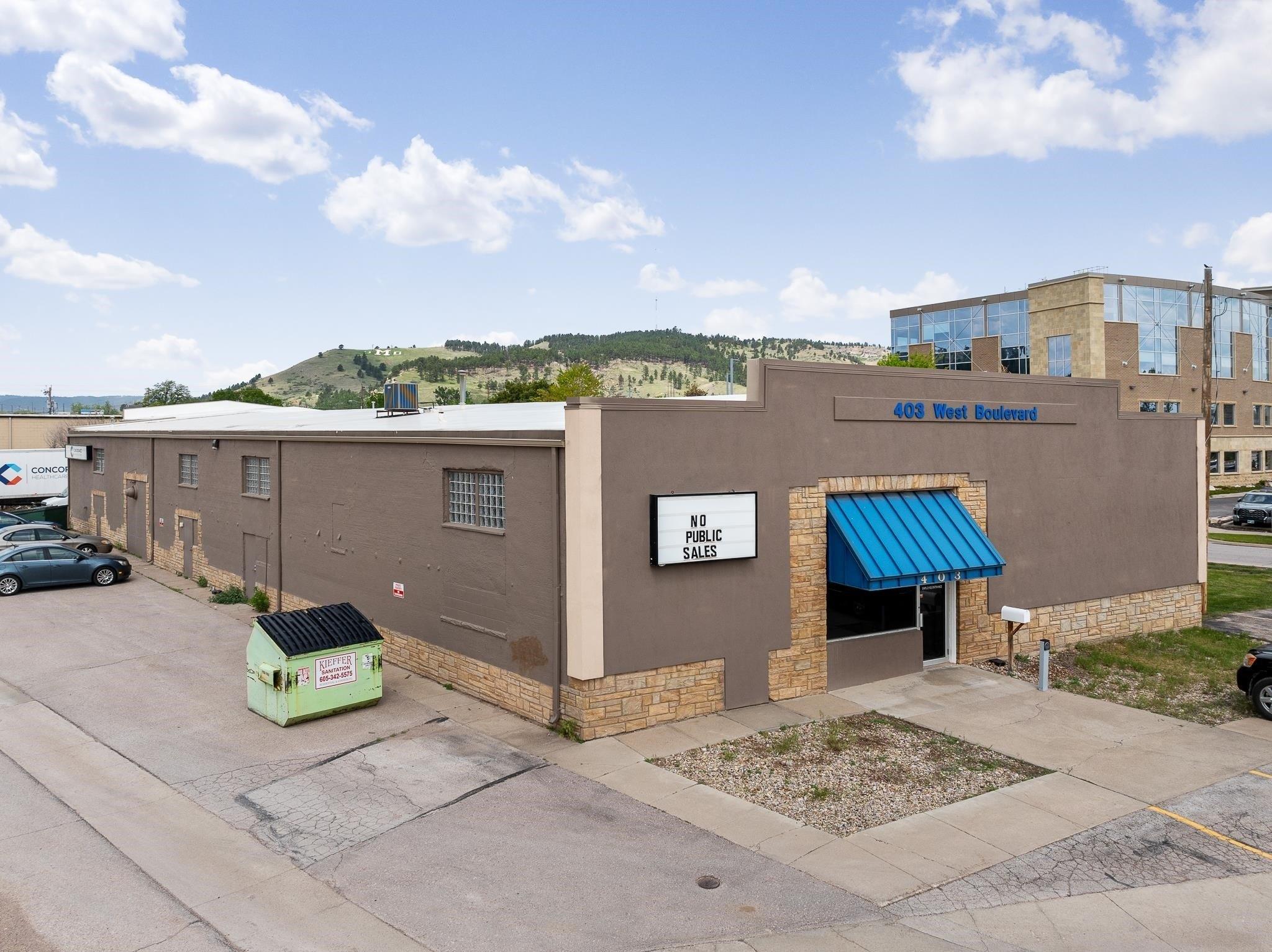 Property Image for 403 West Boulevard