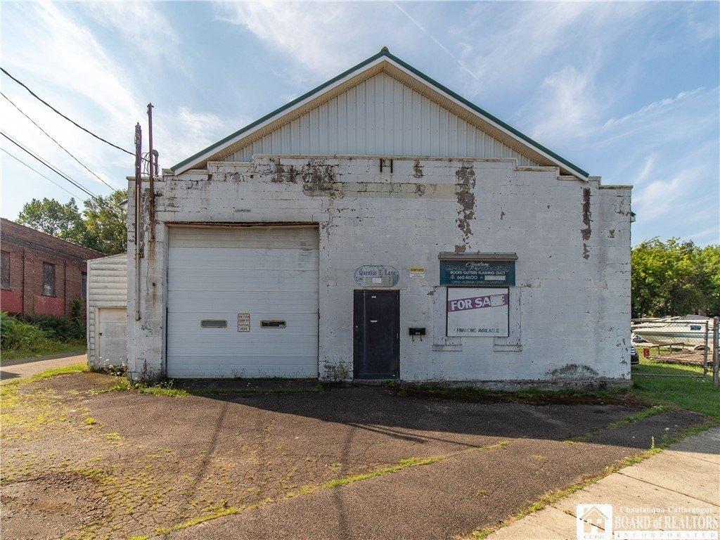 Property Image for 615 W 8th Street