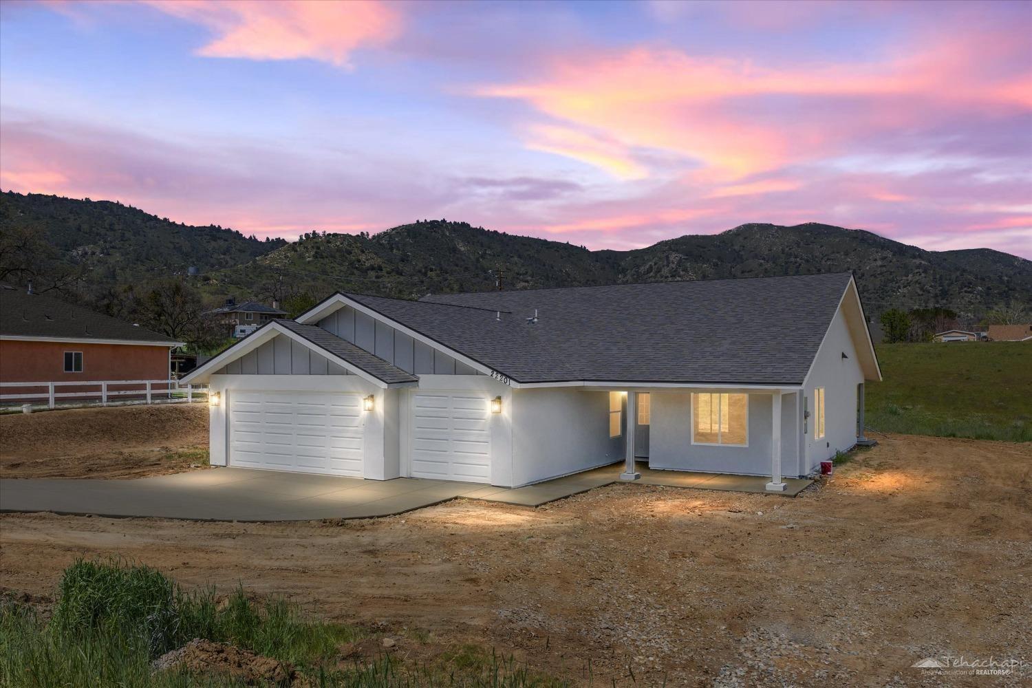 Property Image for 22201 Mariposa Road