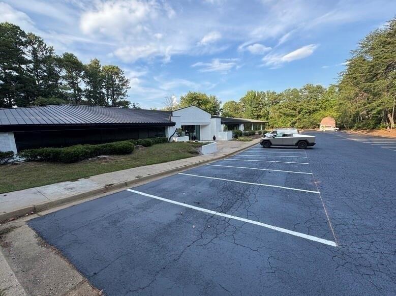 Property Image for 5000 Mcginnis Ferry Road