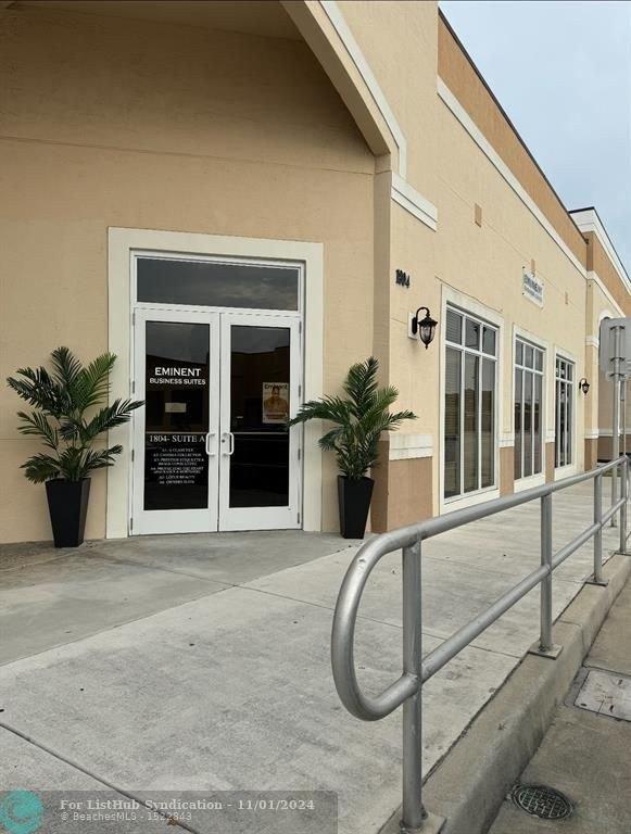Property Image for 1804 N Dixie Hwy