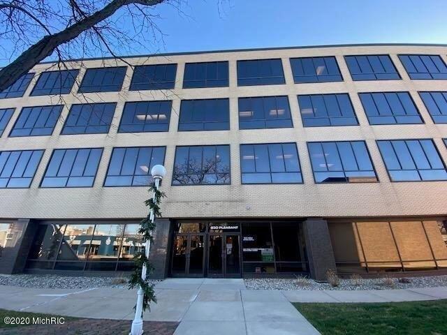Property Image for 830 Pleasant Street 5