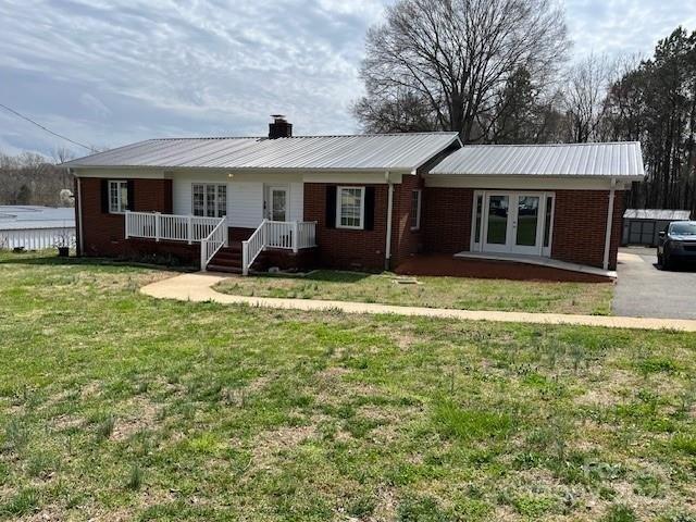Property Image for 920 Oakridge Farm Highway