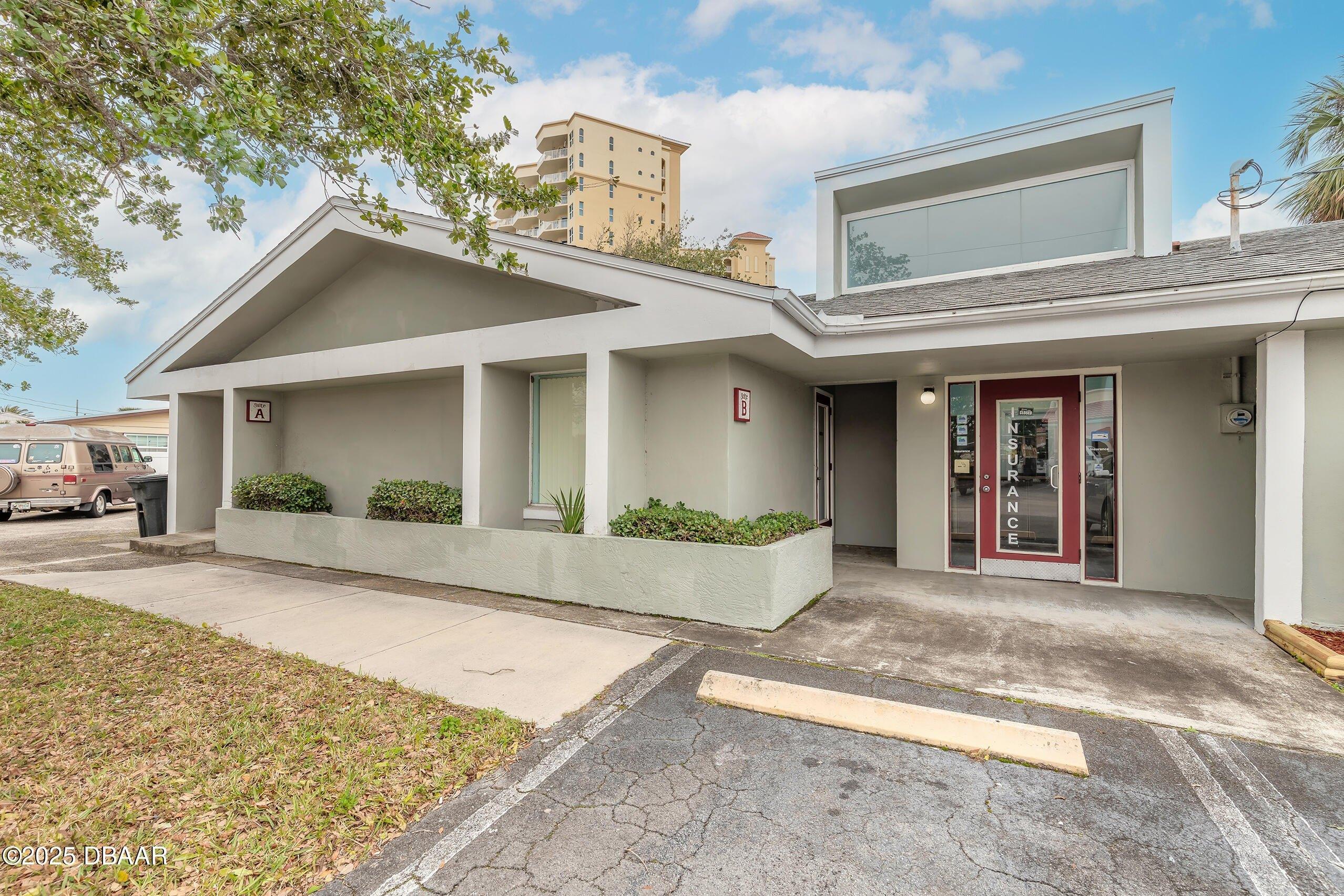 Property Image for 2763 S Ridgewood Avenue A