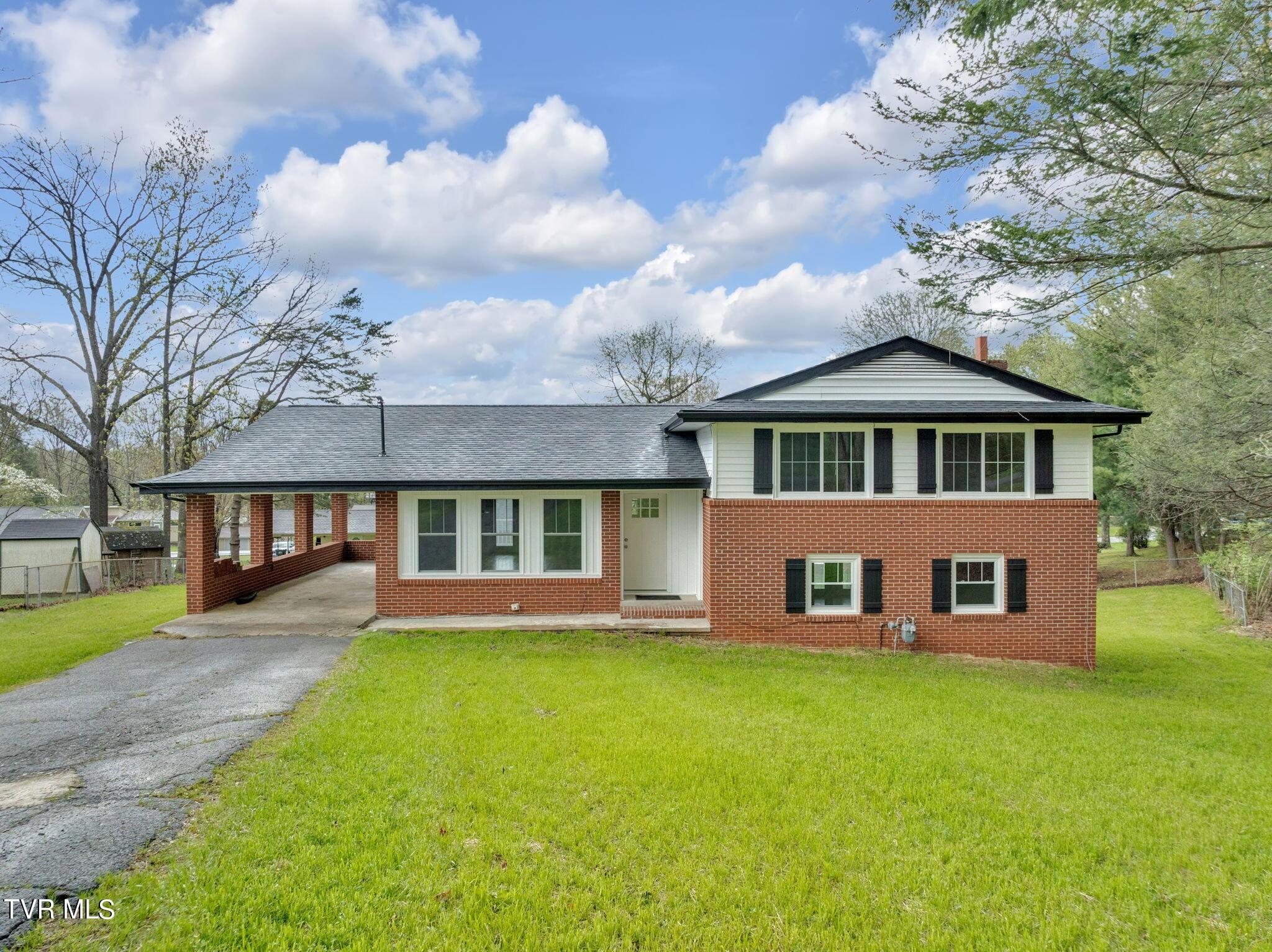 Property Image for 204 Dogwood Drive