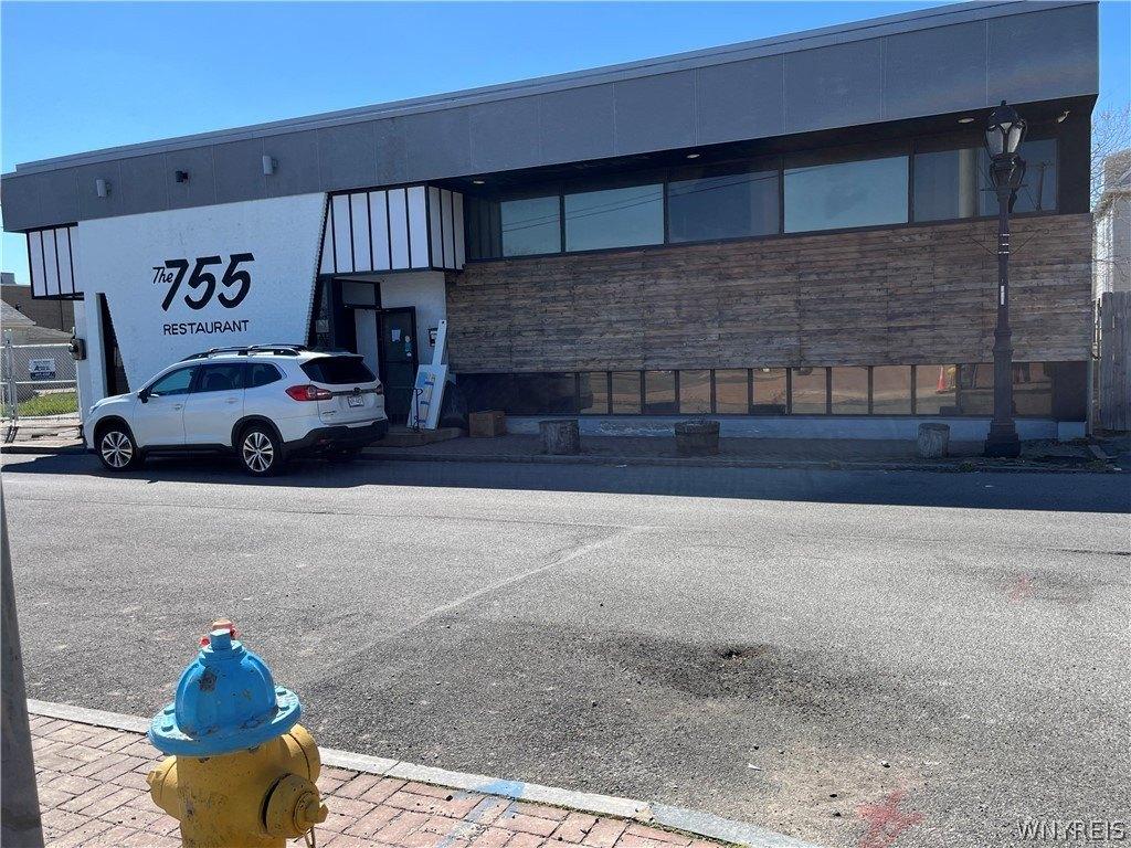 Property Image for 755 17th St / W. Market Street