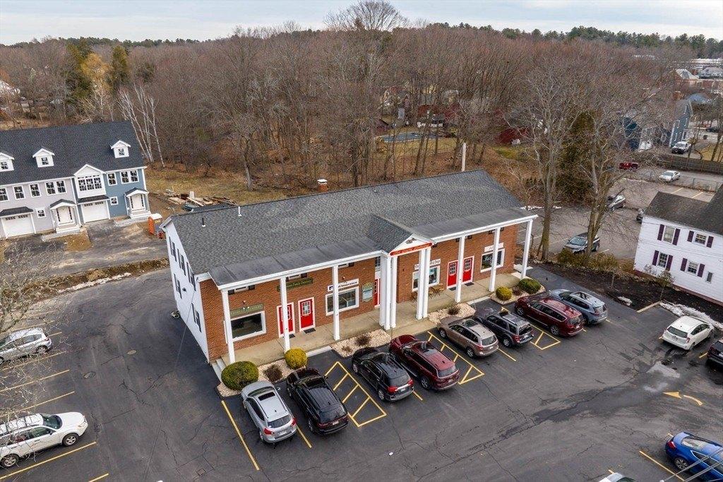Property Image for 35-41 W Main St LL3