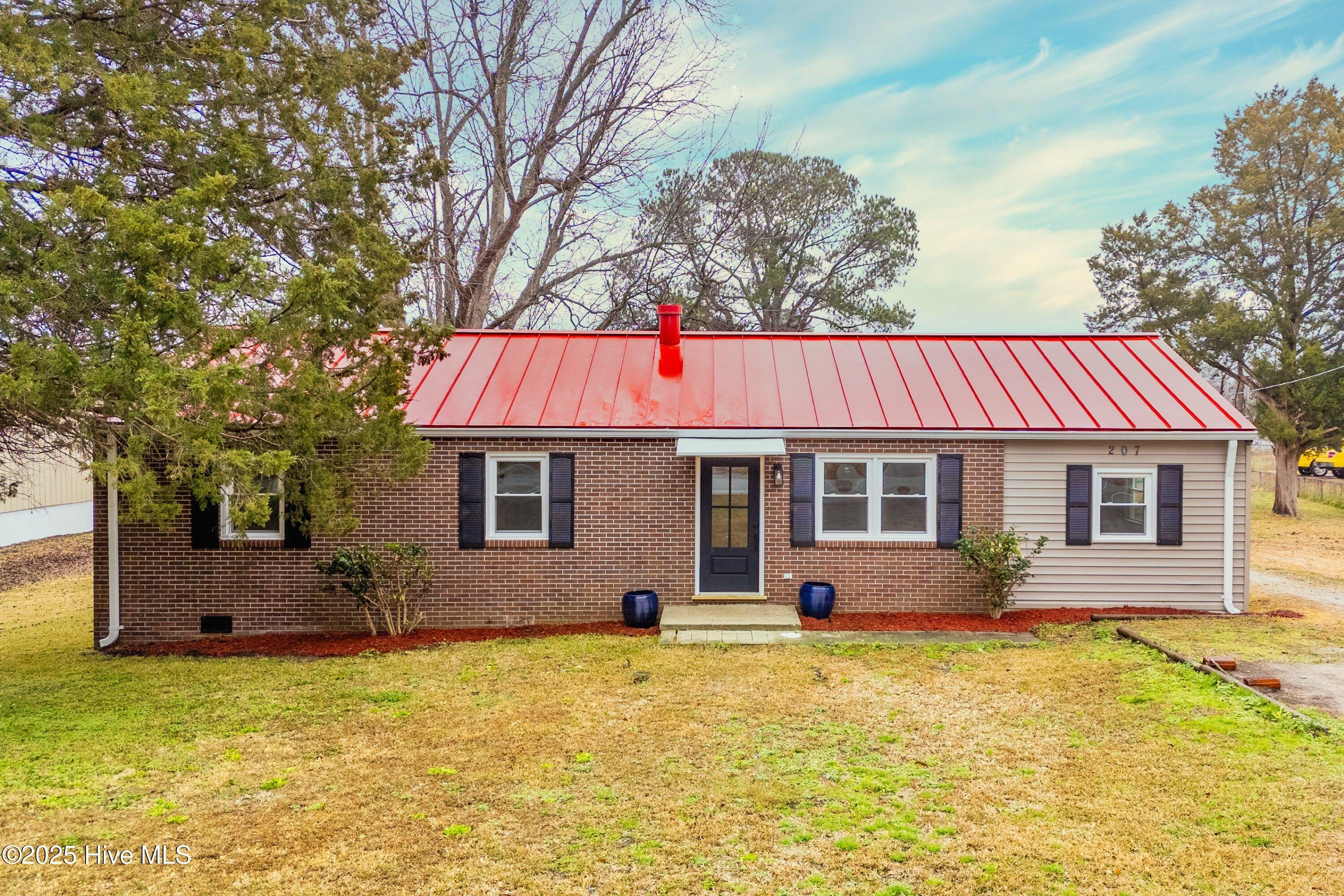 Property Image for 207 S Glenburnie Road