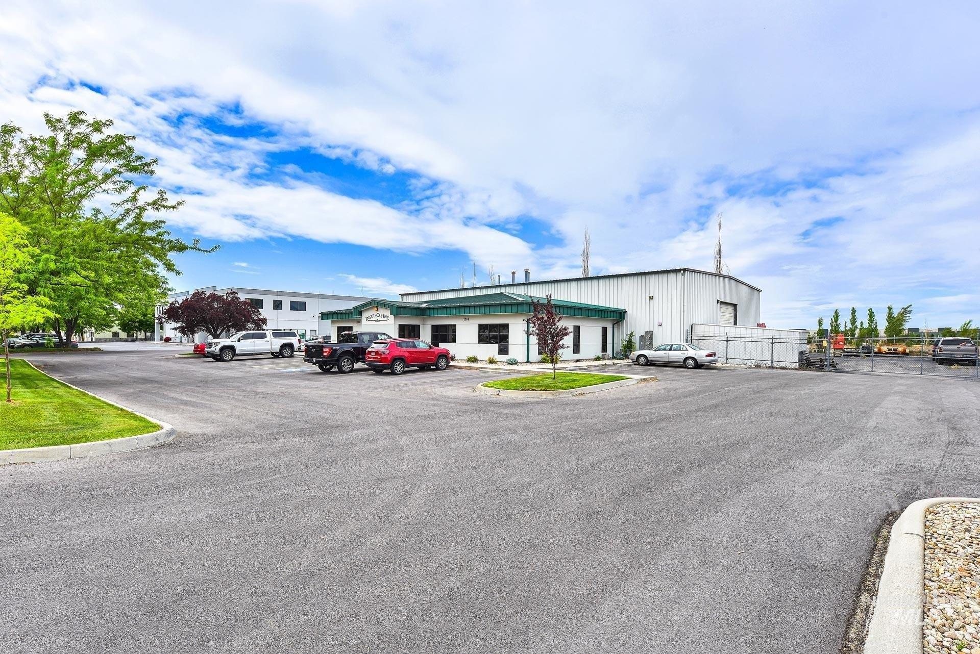 Property Image for 2300 E Commercial Street