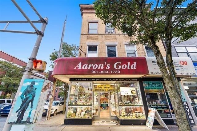 Property Image for 520 Broadway